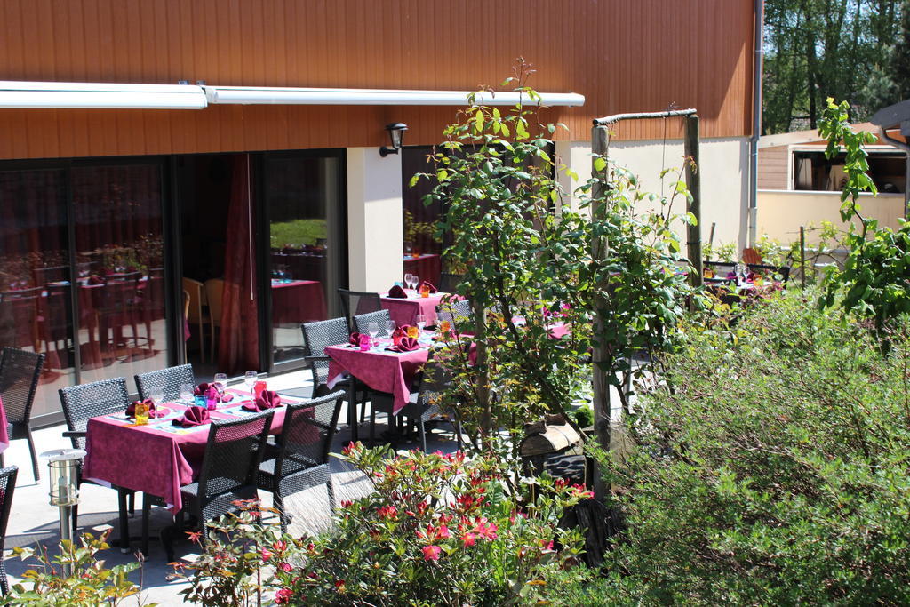 Le Champ Des Lys Hotel Amancey Exterior foto