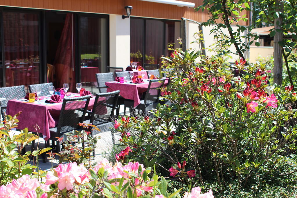 Le Champ Des Lys Hotel Amancey Exterior foto